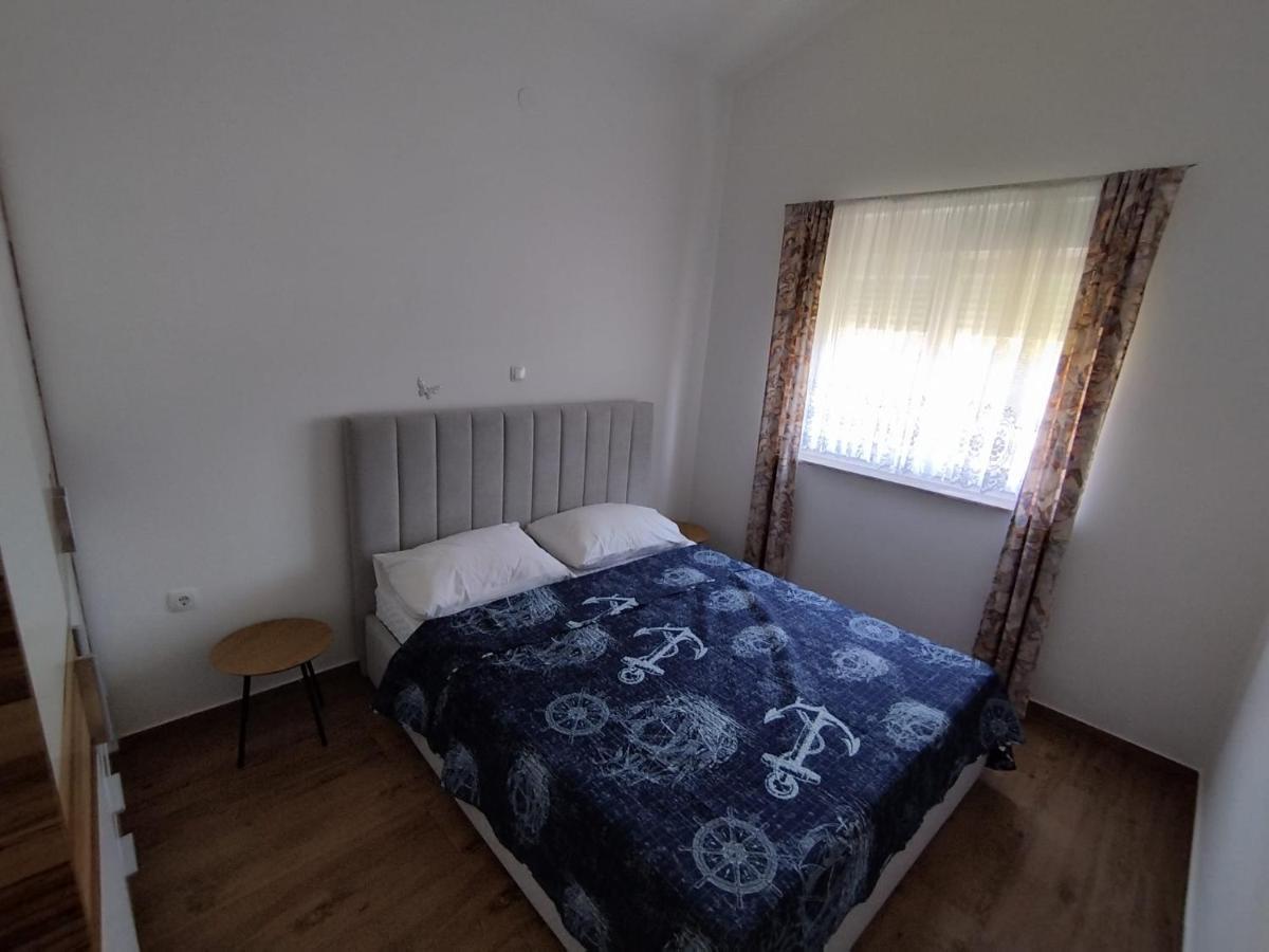 Apartmani Bakran Lopar Eksteriør billede